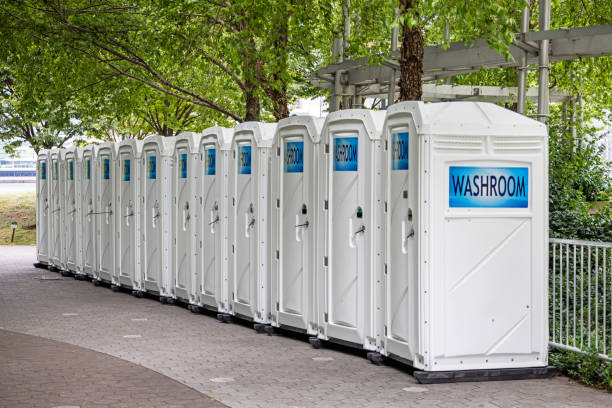 Best Portable restroom trailer rental  in Hillsborough, NC