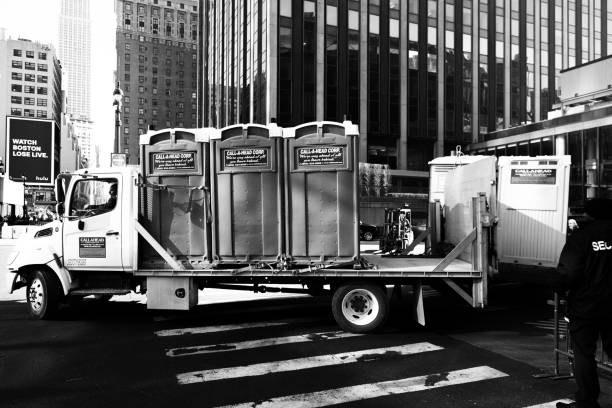 Best Portable restroom trailer rental  in Hillsborough, NC